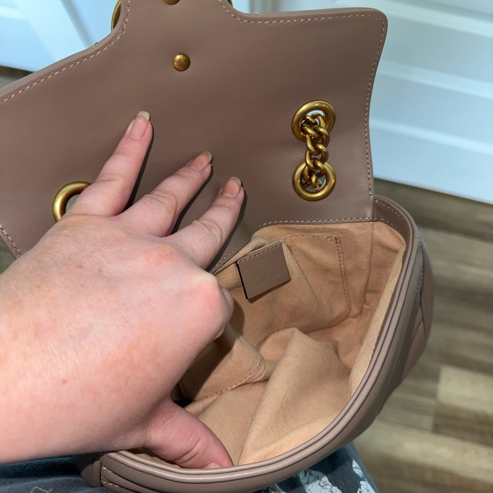 GUCCI Small GG Marmont in Dusty Pink Camera Bag - Model# 443497-DTDIT-5729 - Picture 11 of 12